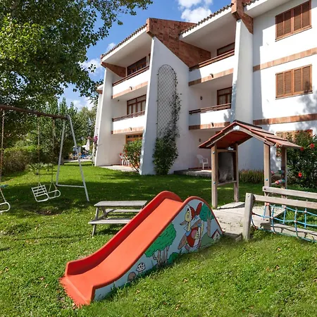 Leo Apartment